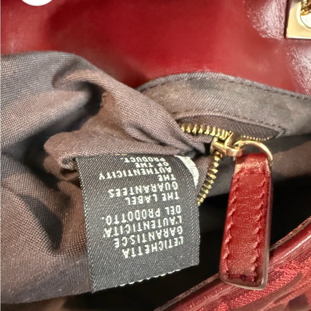 Fendi Red Shoulder Bag with Monogram and Gold Hardware - Picture 15 of 16